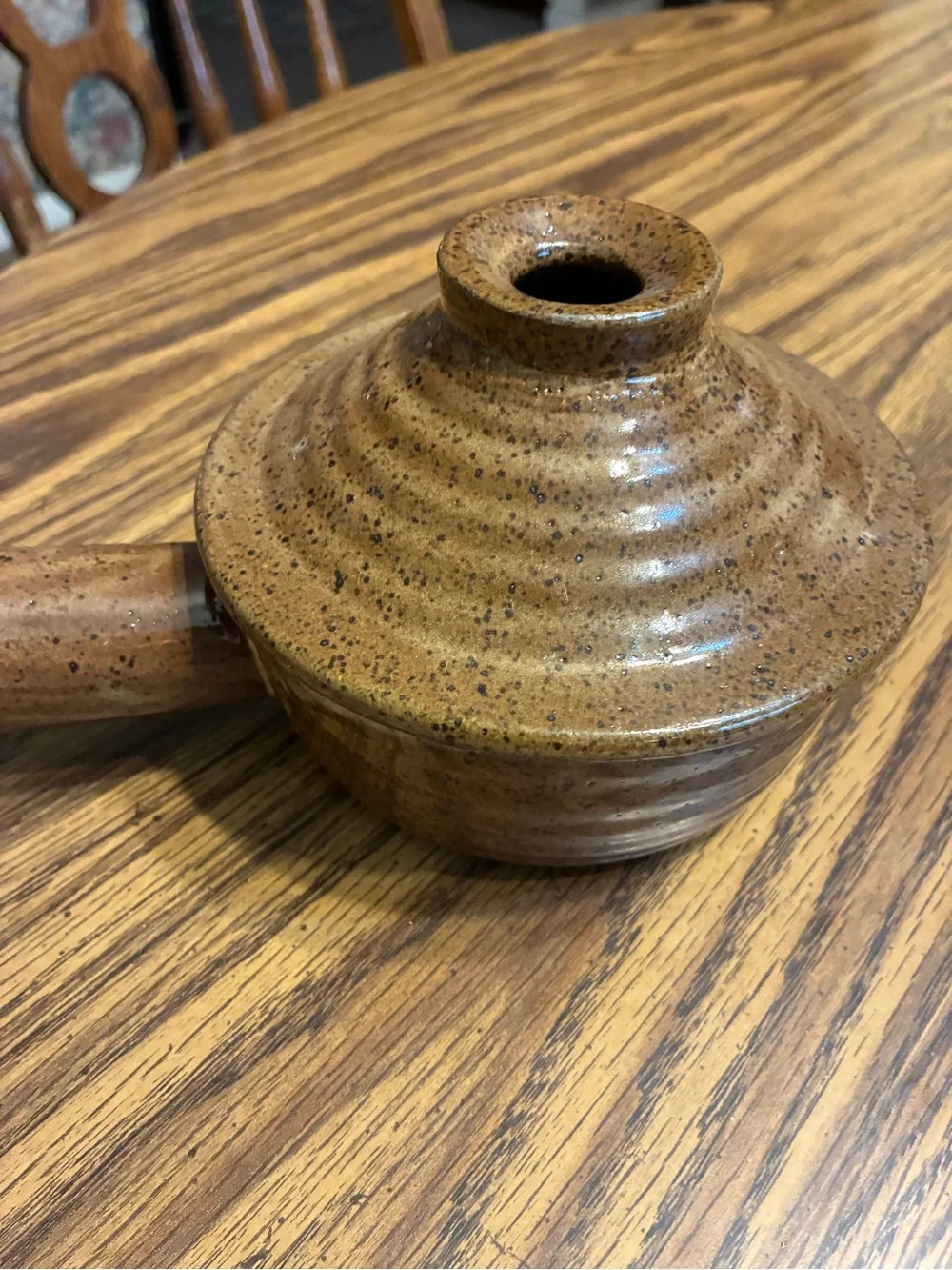 Brown Speckled Stoneware Pottery Onion Soup Bowl w/Vented Lid & Hollow Handle
